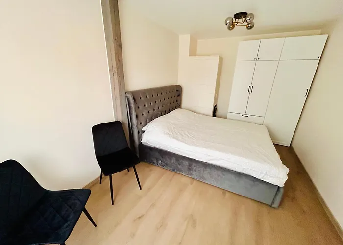 Near The Old 克莱佩达